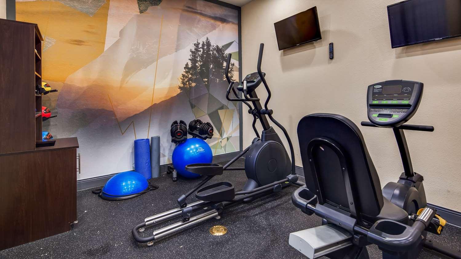 הייזלווד Best Western St. Louis Airport North Hotel & Suites מראה חיצוני תמונה